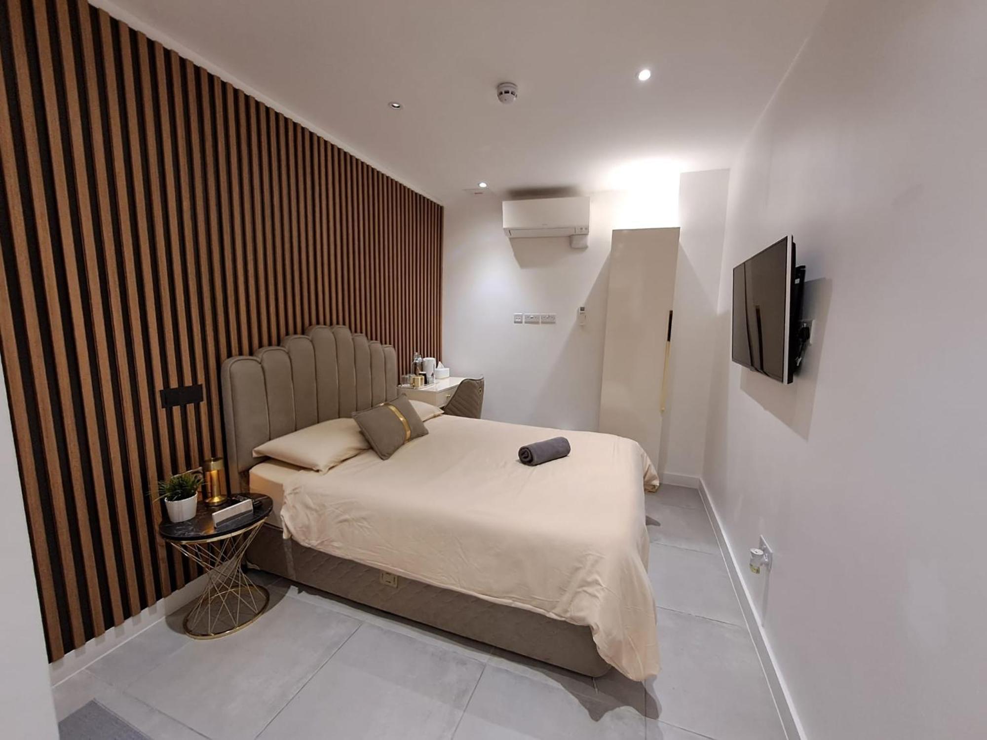 Studio 64 London Bagian luar foto